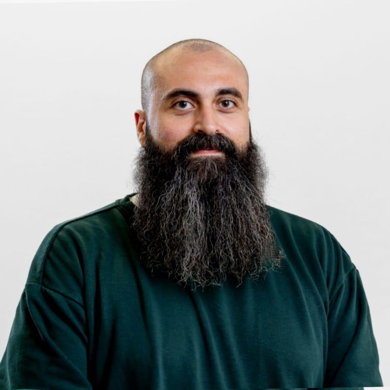 Portrait of Mo Altaqatqa